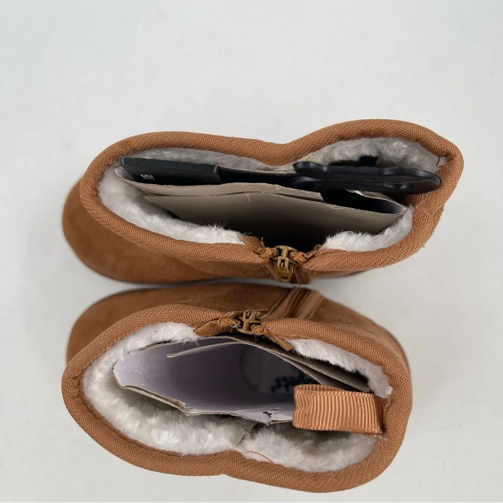 NEW! Kidgets Unisex Kids Cognac Sherpa Lined Zippered Winter Boots - Size 7/8